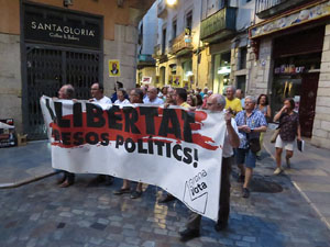 Concentraci&oacute; a la pla&ccedil;a del Vi per la independ&egrave;ncia i la llibertat dels presos pol&iacute;tics