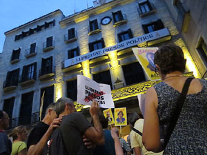 Concentraci&oacute; a la pla&ccedil;a del Vi per la independ&egrave;ncia i la llibertat dels presos pol&iacute;tics