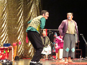 Festivals de Girona. FITAG 2019 - 'Tinto corazón'. Espectacle interpretat per la companyia 'Situación País' de Valparaiso, Xile