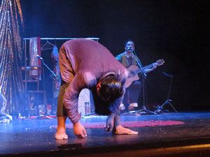 Festivals de Girona. FITAG 2019 - 'Tinto corazón'. Espectacle interpretat per la companyia 'Situación País' de Valparaiso, Xile