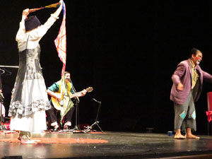 Festivals de Girona. FITAG 2019 - 'Tinto corazón'. Espectacle interpretat per la companyia 'Situación País' de Valparaiso, Xile