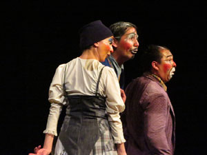 Festivals de Girona. FITAG 2019 - 'Tinto corazón'. Espectacle interpretat per la companyia 'Situación País' de Valparaiso, Xile