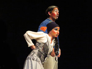 Festivals de Girona. FITAG 2019 - 'Tinto corazón'. Espectacle interpretat per la companyia 'Situación País' de Valparaiso, Xile
