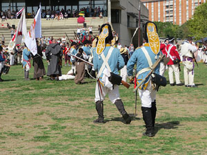 XII Festa Reviu els Setges Napole&ograve;nics de Girona. Recreaci&oacute; d'una batalla napole&ograve;nica al Parc de les Ribes del Ter