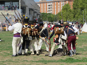 XII Festa Reviu els Setges Napole&ograve;nics de Girona. Recreaci&oacute; d'una batalla napole&ograve;nica al Parc de les Ribes del Ter