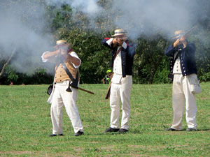 XII Festa Reviu els Setges Napole&ograve;nics de Girona. Recreaci&oacute; d'una batalla napole&ograve;nica al Parc de les Ribes del Ter