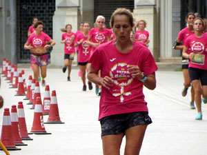 Cursa de la Dona 2019. Concentraci&oacute; i sortida del Parc de la Devesa, cursa pels carrers de Girona i arribada a la Copa
