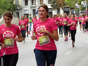Cursa de la Dona 2019. Concentraci&oacute; i sortida del Parc de la Devesa, cursa pels carrers de Girona i arribada a la Copa