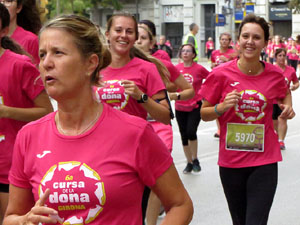 Cursa de la Dona 2019. Concentraci&oacute; i sortida del Parc de la Devesa, cursa pels carrers de Girona i arribada a la Copa