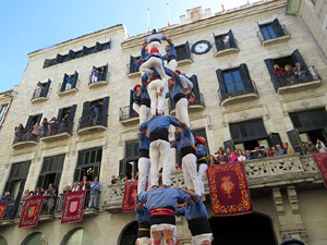 Fires 2019. La Diada Castellera a la pla&ccedil;a del Vi, amb els Marrecs de Salt, els Capgrossos de Matar&oacute; i els Minyons de Terrassa