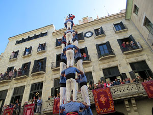 Fires 2019. La Diada Castellera a la pla&ccedil;a del Vi, amb els Marrecs de Salt, els Capgrossos de Matar&oacute; i els Minyons de Terrassa