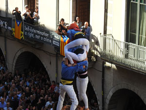 Fires 2019. La Diada Castellera a la pla&ccedil;a del Vi, amb els Marrecs de Salt, els Capgrossos de Matar&oacute; i els Minyons de Terrassa
