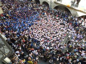 Fires 2019. La Diada Castellera a la pla&ccedil;a del Vi, amb els Marrecs de Salt, els Capgrossos de Matar&oacute; i els Minyons de Terrassa