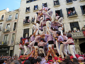 Fires 2019. La Diada Castellera a la pla&ccedil;a del Vi, amb els Marrecs de Salt, els Capgrossos de Matar&oacute; i els Minyons de Terrassa