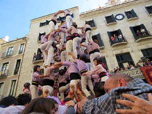 Fires 2019. La Diada Castellera a la pla&ccedil;a del Vi, amb els Marrecs de Salt, els Capgrossos de Matar&oacute; i els Minyons de Terrassa