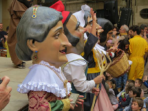 Fires 2019. Passejada amb els capgrossos de la ciutat i Fal&middot;lera Gironina