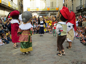 Fires 2019. Passejada amb els capgrossos de la ciutat i Fal&middot;lera Gironina
