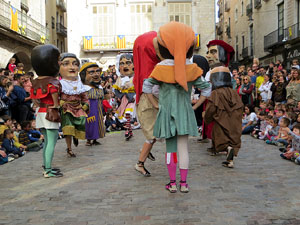 Fires 2019. Passejada amb els capgrossos de la ciutat i Fal&middot;lera Gironina