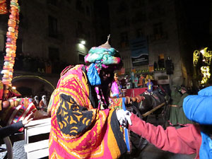 La Cavalcada de Reis 2020. Arribada del seguici a la pla&ccedil;a del Vi