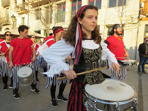 Carnestoltes 2020 a Girona. Disfresses i cercavila pels carrers del Barri Vell
