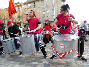Carnestoltes 2020 a Girona. Disfresses i cercavila pels carrers del Barri Vell