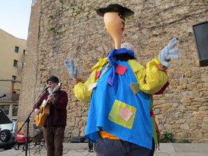 Carnestoltes 2020 a Girona. Disfresses i cercavila pels carrers del Barri Vell