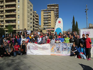 VIII Jornada de l'Esport Femení 2020 a la plaça Salvador Espriu, la de Francesc Calvet i Rubalcaba, la plaça Catalunya i el riu Onyar