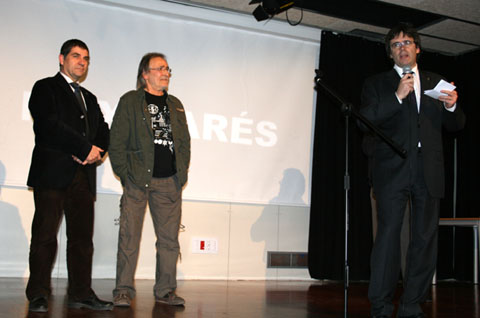 Inauguració de l'exposició 'Escultòrica 1991-2011' a Germans Sàbat . Acompanya Max Varés el aleshores alcalde de Girona, Carles Puigdemont i el regidor Joan Alcalá