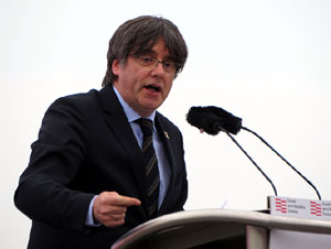 Acte del Consell per la Rep&uacute;blica Catalana a Perpiny&agrave; amb el President Carles Puigdemont i els consellers Clara Ponsat&iacute; i Toni Com&iacute;n