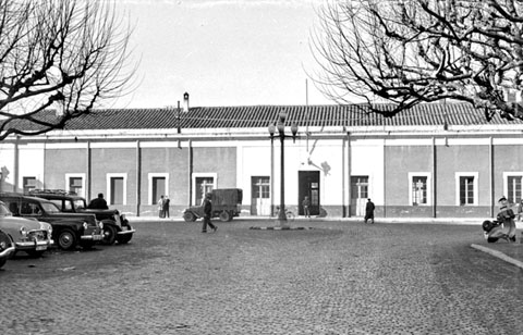 Antiga estació de ferrocarril, a la plaça Poeta Marquina. 1960