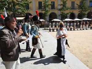 XIII Festa Reviu els Setges Napoleònics de Girona. Desfilada pels carrers de Girona