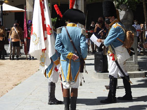 XIII Festa Reviu els Setges Napoleònics de Girona. Desfilada pels carrers de Girona