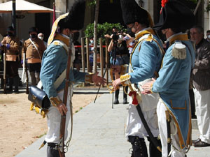 XIII Festa Reviu els Setges Napoleònics de Girona. Desfilada pels carrers de Girona