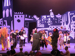 Representaci&oacute; de 'La mosca d'en Quim' per la Fal&middot;lera Gironina