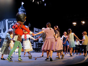 Representació de 'La mosca d'en Quim' per la Fal·lera Gironina