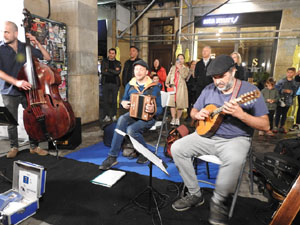 Festes de Primavera de Girona 2023. Despertada del petit Drac Major