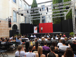 Festival Fitag 2023. Inauguració al pati de la Casa de Cultura de Girona