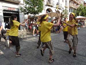 Cercavila de la Flama del Canigó 2023 fins la plaça del Vi