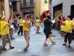 Cercavila de la Flama del Canigó 2023 fins la plaça del Vi