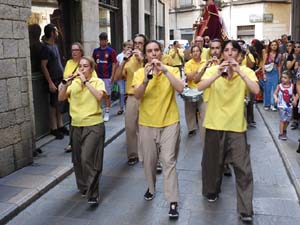 Cercavila de la Flama del Canigó 2023 fins la plaça del Vi