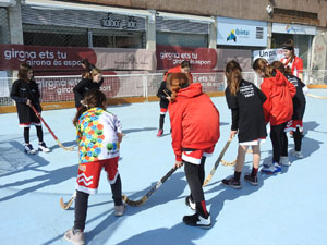 X Jornada de l'Esport Femen&iacute; 2023 a la pla&ccedil;a Salvador Espriu i la de Francesc Calvet i Rubalcaba