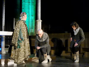 SRepresentaci&oacute; de la Consueta de Sant Jordi cavaller a la nau g&ograve;tica de la Catedral