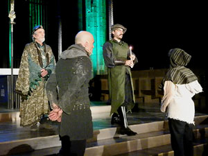 SRepresentaci&oacute; de la Consueta de Sant Jordi cavaller a la nau g&ograve;tica de la Catedral