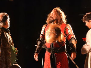 SRepresentaci&oacute; de la Consueta de Sant Jordi cavaller a la nau g&ograve;tica de la Catedral