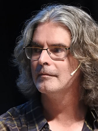 Marc Clotet, comissari de l'Any Desvalls, durant l'homenatge