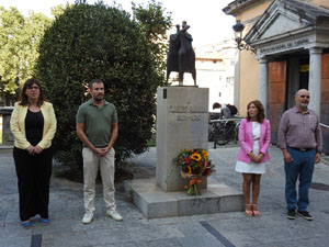 Diada Nacional 2024. Homenatge floral a Carles Rahola a la Rambla de la Llibertat
