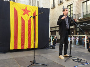 Diada Nacional 2024. Concentraci&oacute; a la pla&ccedil;a del Vi, lectura del manifest i cant de Els Segadors