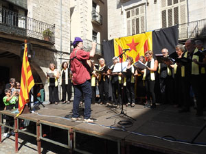 Diada Nacional 2024. Concentraci&oacute; a la pla&ccedil;a del Vi, lectura del manifest i cant de Els Segadors