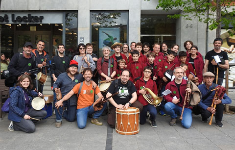 Foto de grup dels participants a la II Trobada de Sacaires - Memorial Felip Gironès