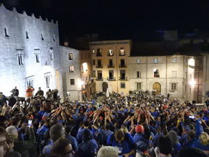 Fires de Sant Narc&iacute;s 2023. Pilar a les escales de la Catedral